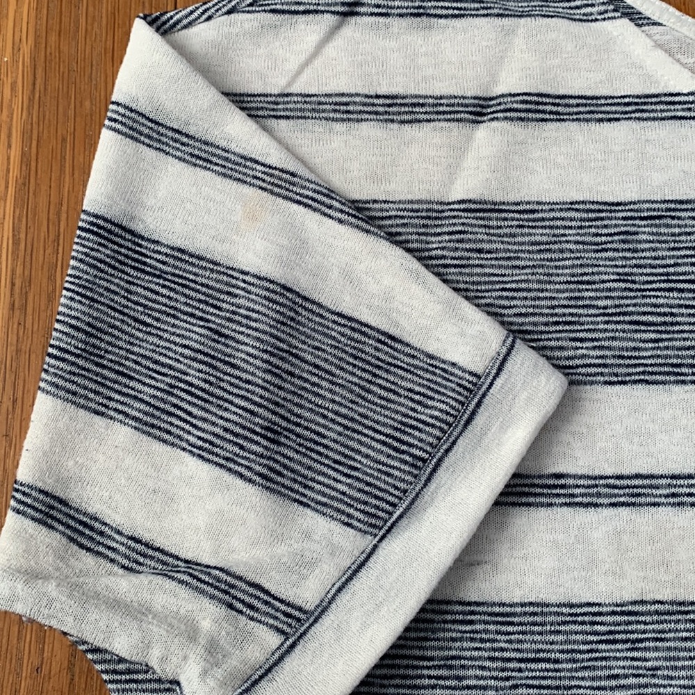 🌻Loft cream/navy striped linen-like top with dolman sleeves. Size S. - Picture 5 of 8